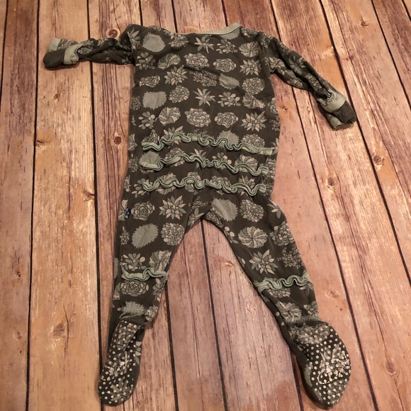 Kickee Pants Pajamas Kickee Green Floral Sleeper Poshmark